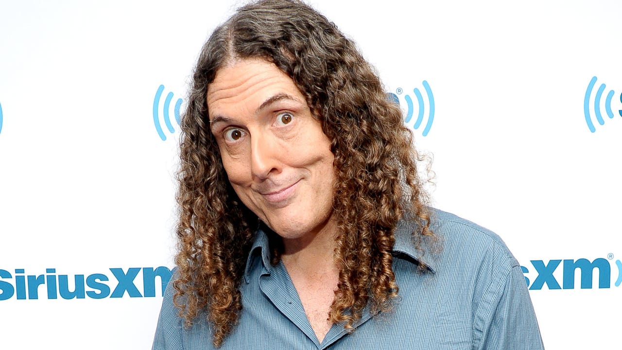 Fan petitions for 'Weird' Al to headline Super Bowl halftime show